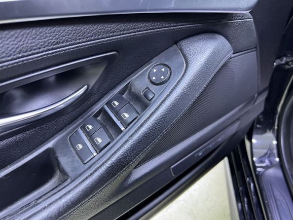 BMW 5 серии, 2.0 л, АТ, 2015 фото 10