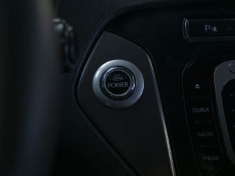 Ford Mondeo Titanium Black, 2.0 л, АКПП, 2011 фото 18
