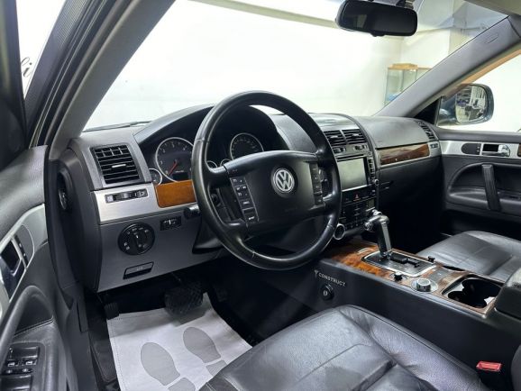 Volkswagen Touareg, 3.0 л, АТ, 2008 фото 10