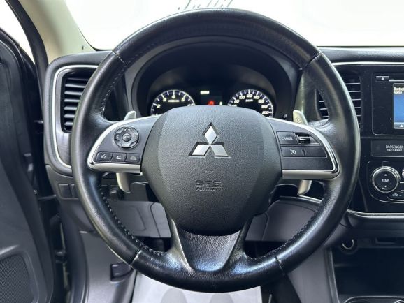 Mitsubishi Outlander, 2.0 л, Вариатор, 2014 фото 12