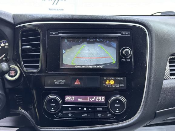 Mitsubishi Outlander, 2.0 л, Вариатор, 2014 фото 13