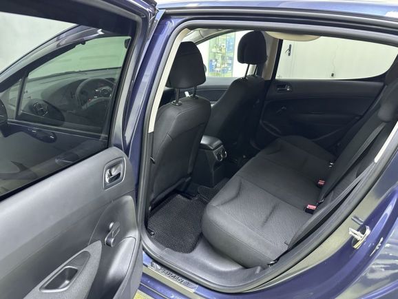 Peugeot 308, 1.6 л, АТ, 2008 фото 1