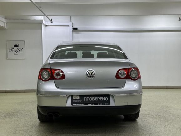 Volkswagen Passat, 2.0 л, МТ, 2005 фото 7
