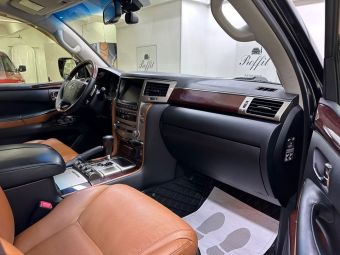 Lexus LX, 5.7 л, АКПП, 2012 фото 17