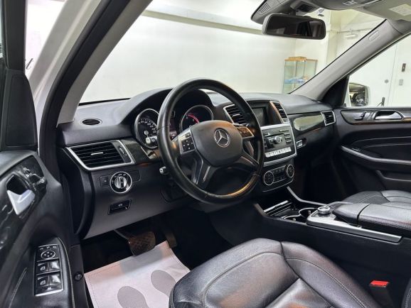 Mercedes-Benz M-Класс ML 350 BlueTEC 4MATIC Особая серия, 3.0 л, АТ, 2014 фото 13