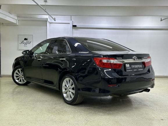 Toyota Camry, 2.5 л, АТ, 2014 фото 6