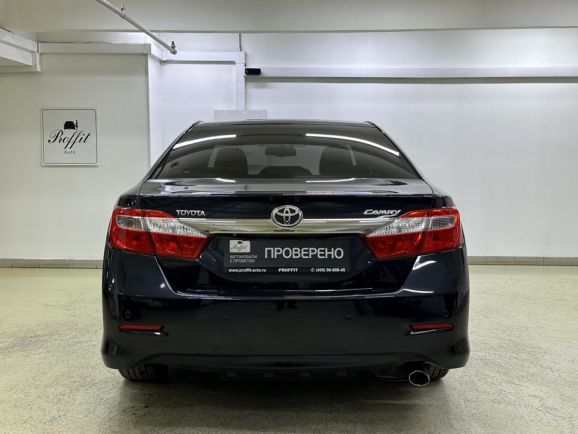 Toyota Camry, 2.5 л, АТ, 2014 фото 7