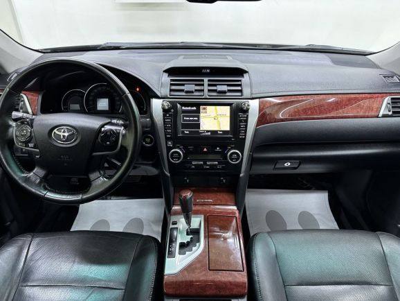 Toyota Camry, 2.5 л, АТ, 2014 фото 13
