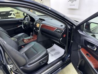 Toyota Camry, 2.5 л, АКПП, 2014 фото 14