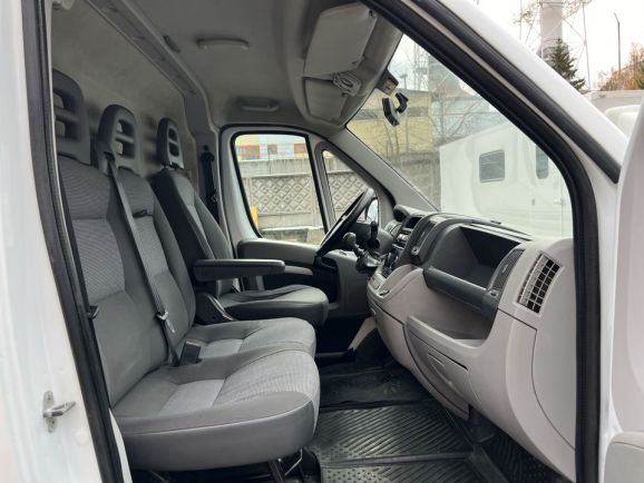 Peugeot Boxer, 2.2 л, МТ, 2011 фото 13