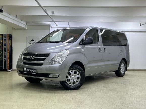 Hyundai Grand Starex, 2.5 л, АТ, 2010 фото 3