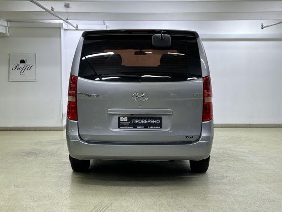 Hyundai Grand Starex, 2.5 л, АТ, 2010 фото 7