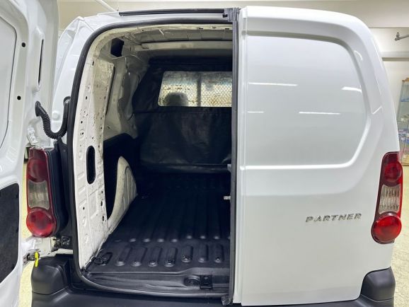 Peugeot Partner, 1.6 л, МТ, 2012 фото 9