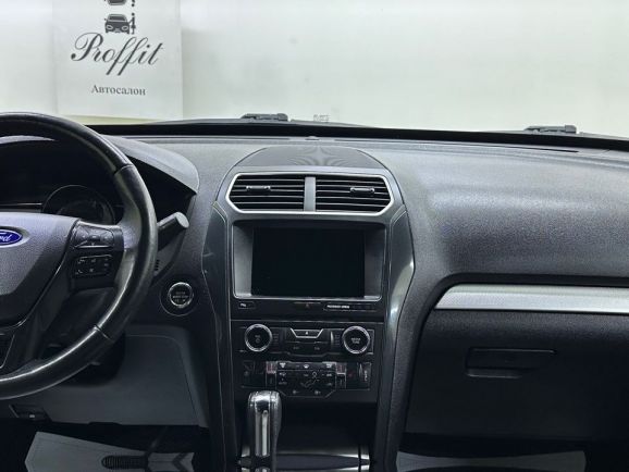 Ford Explorer, 2.3 л, АТ, 2018 фото 19
