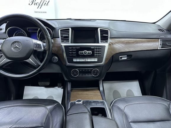 Mercedes-Benz GL-Класс GL 500 4MATIC Особая серия, 4.7 л, АТ, 2013 фото 11
