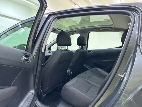 Peugeot 308, 1.6 л, АТ, 2008 фото 1