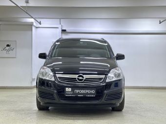 Opel Zafira, 1.8 л, РКПП, 2010 фото 4