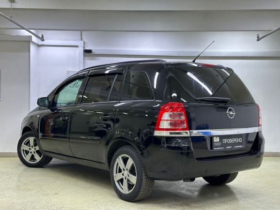 Opel Zafira, 1.8 л, Робот, 2010 фото 8
