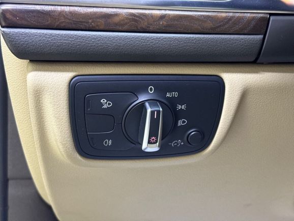 Audi A6, 2.0 л, Вариатор, 2013 фото 17