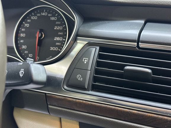 Audi A6, 2.0 л, Вариатор, 2013 фото 18