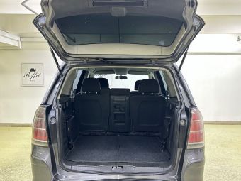 Opel Zafira, 1.8 л, МКПП, 2008 фото 9