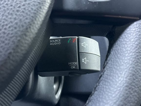 Renault Logan Privilege, 1.6 л, МТ, 2016 фото 15