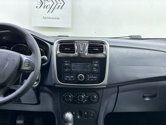 Renault Logan Privilege, 1.6 л, МТ, 2016 фото 17