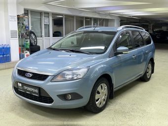 Ford Focus Titanium, 2.0 л, АКПП, 2010 фото 3