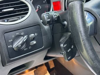 Ford Focus Titanium, 2.0 л, АКПП, 2010 фото 10
