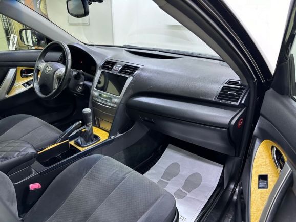 Toyota Camry, 2.4 л, МТ, 2006 фото 2