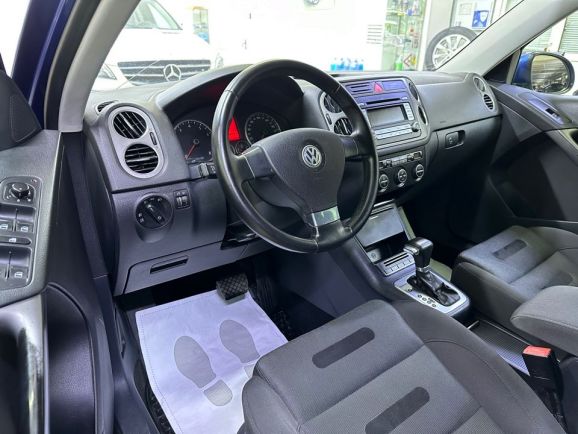 Volkswagen Tiguan, 2.0 л, АТ, 2008 фото 9