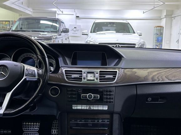 Mercedes-Benz E-Класс, 2.0 л, АТ, 2013 фото 22