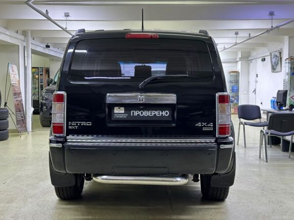Dodge Nitro, 2.8 л, АТ, 2007 фото 7