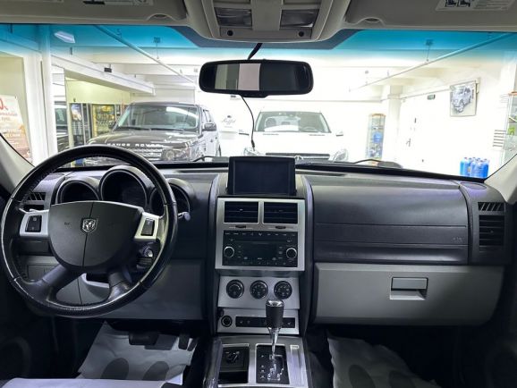 Dodge Nitro, 2.8 л, АТ, 2007 фото 15