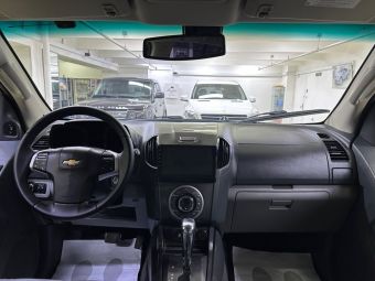 Chevrolet TrailBlazer, 2.8 л, АКПП, 2014 фото 14
