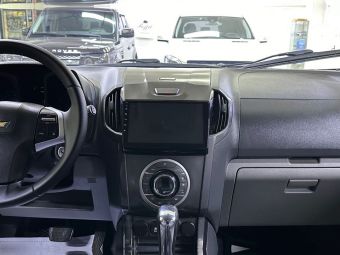 Chevrolet TrailBlazer, 2.8 л, АКПП, 2014 фото 16