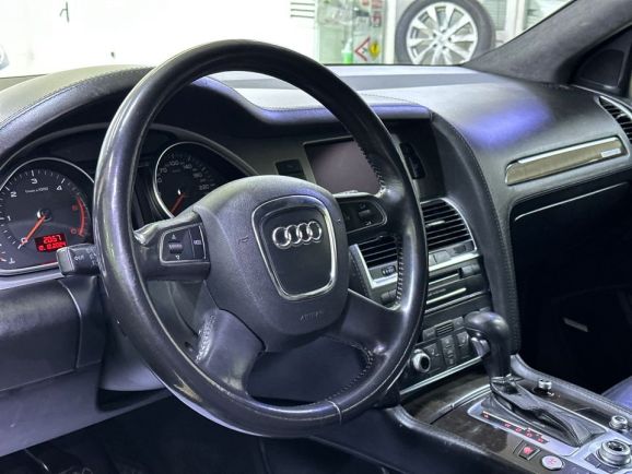 Audi Q7, 3.0 л, АТ, 2010 фото 14