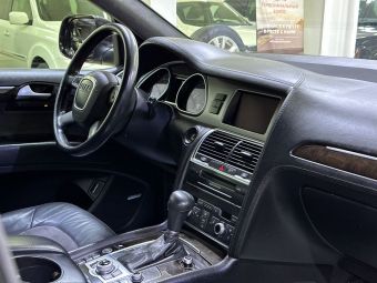 Audi Q7, 3.0 л, АКПП, 2010 фото 19