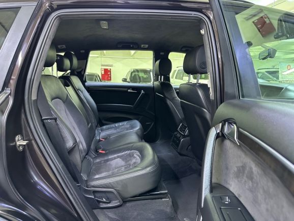 Audi Q7, 3.0 л, АТ, 2010 фото 20