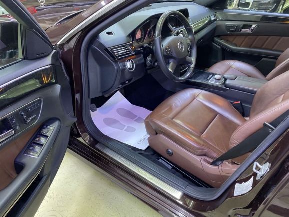 Mercedes-Benz E-Класс, 3.5 л, АТ, 2011 фото 9