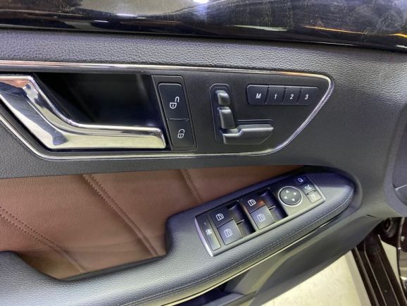 Mercedes-Benz E-Класс, 3.5 л, АТ, 2011 фото 10