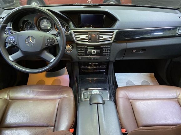 Mercedes-Benz E-Класс, 3.5 л, АТ, 2011 фото 11