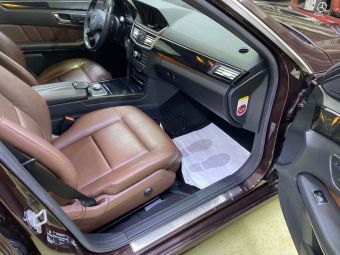 Mercedes-Benz E-Класс, 3.5 л, АТ, 2011 фото 15