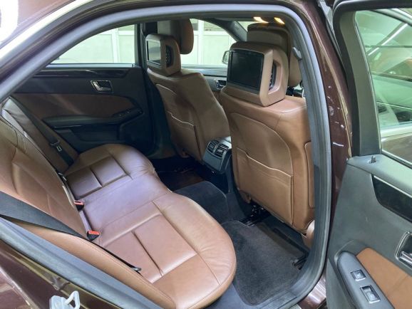 Mercedes-Benz E-Класс, 3.5 л, АТ, 2011 фото 18