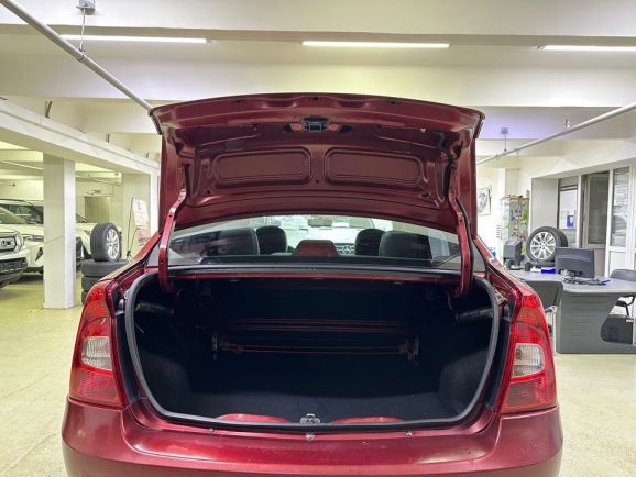 Renault Logan, 1.6 л, МТ, 2012 фото 9