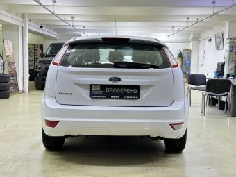 Ford Focus Ghia, 2.0 л, АКПП, 2010 фото 7