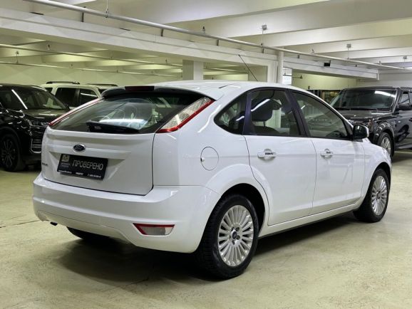 Ford Focus Ghia, 2.0 л, АТ, 2010 фото 8