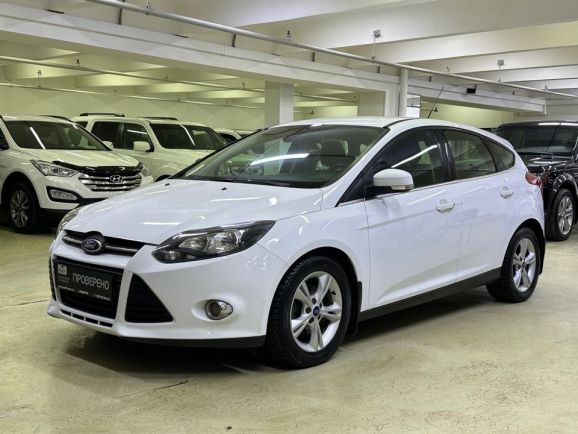 Ford Focus Titanium, 1.6 л, Робот, 2014 фото 3
