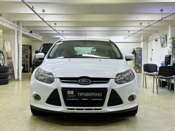 Ford Focus Titanium, 1.6 л, Робот, 2014 фото 4