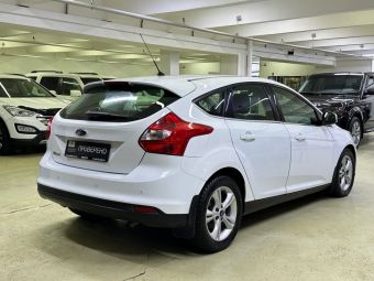 Ford Focus Titanium, 1.6 л, РКПП, 2014 фото 8